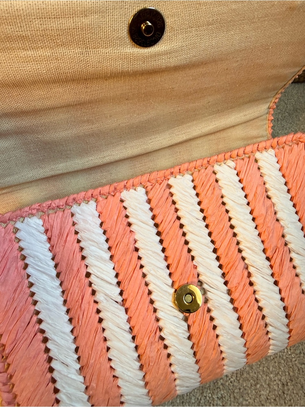 BTB Los Angeles Straw Clutch with Pearl Hearts Detail - Picture 7 of 10